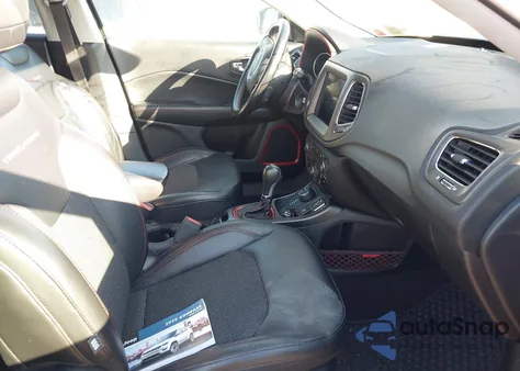 2020 Jeep Compass Trailhawk 4X4 from USA, damaged, VIN 3C4NJDDB6LT177651